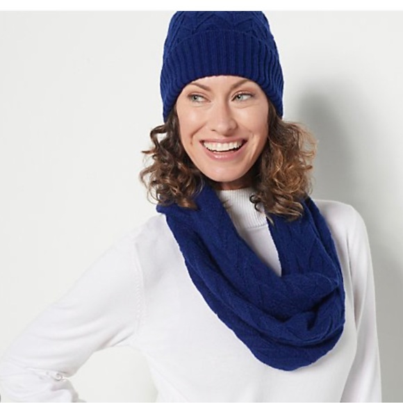 Muk Luks Beanie Hat and Infinity Scarf in Navy Blue - Picture 1 of 6